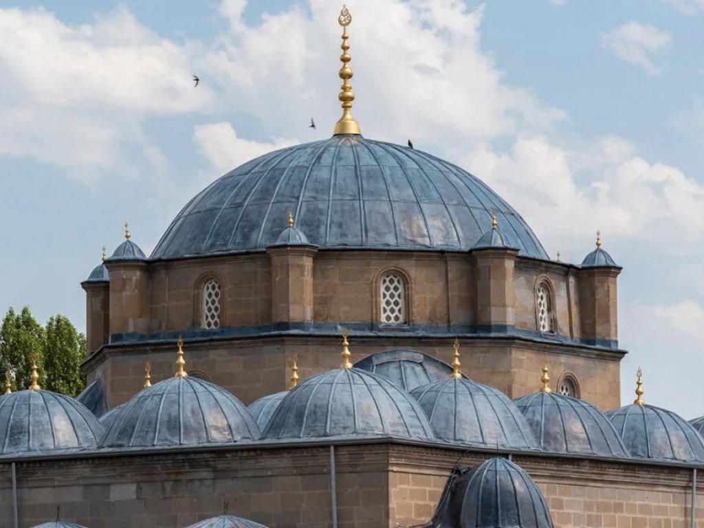 İzmir Çıkışlı Turistik Doğu Ekspresi ile Kars Turu (3 Gece - 4 Gün)