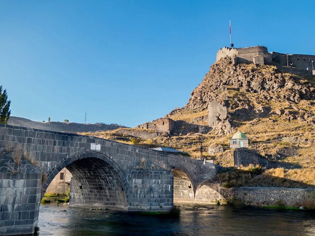 İzmir Çıkışlı Turistik Doğu Ekspresi ile Kars Turu (3 Gece - 4 Gün)
