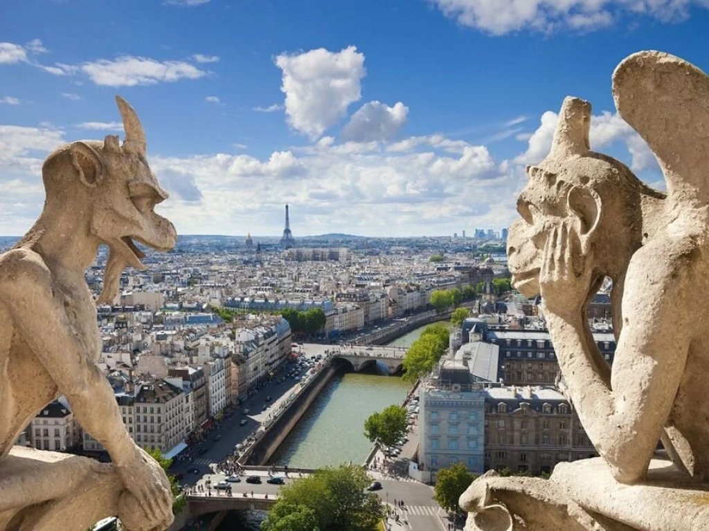 İzmir Çıkışlı Paris & Disneyland Turu (4 Gece)