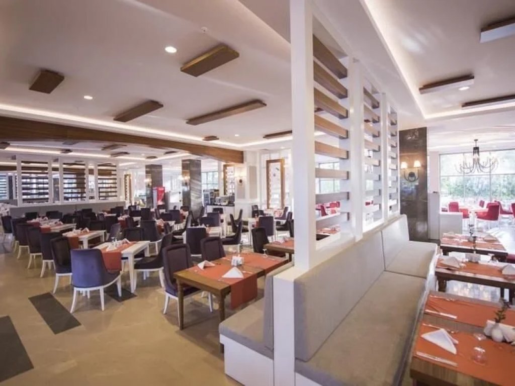 Port Nature Luxury Hotel & Spa