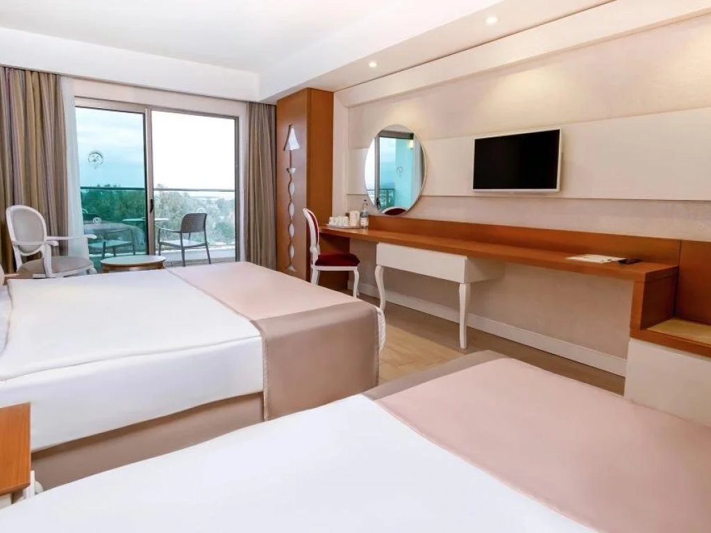 Port Nature Luxury Hotel & Spa