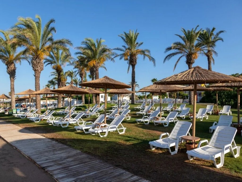 Miracle Resort Otel