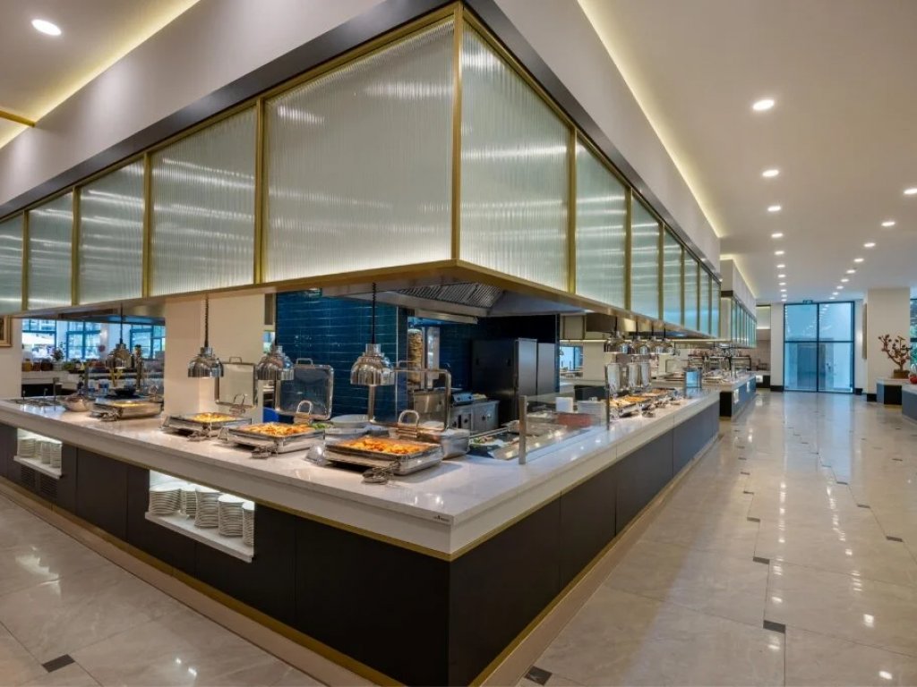 Dobedan World Palace