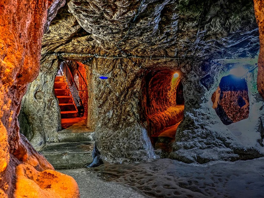 Afyon, İzmir Çıkışlı Kapadokya Turu (2 Gece)