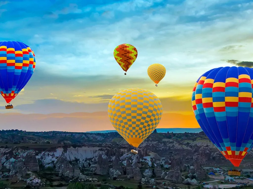 Afyon, İzmir Çıkışlı Kapadokya Turu (2 Gece)