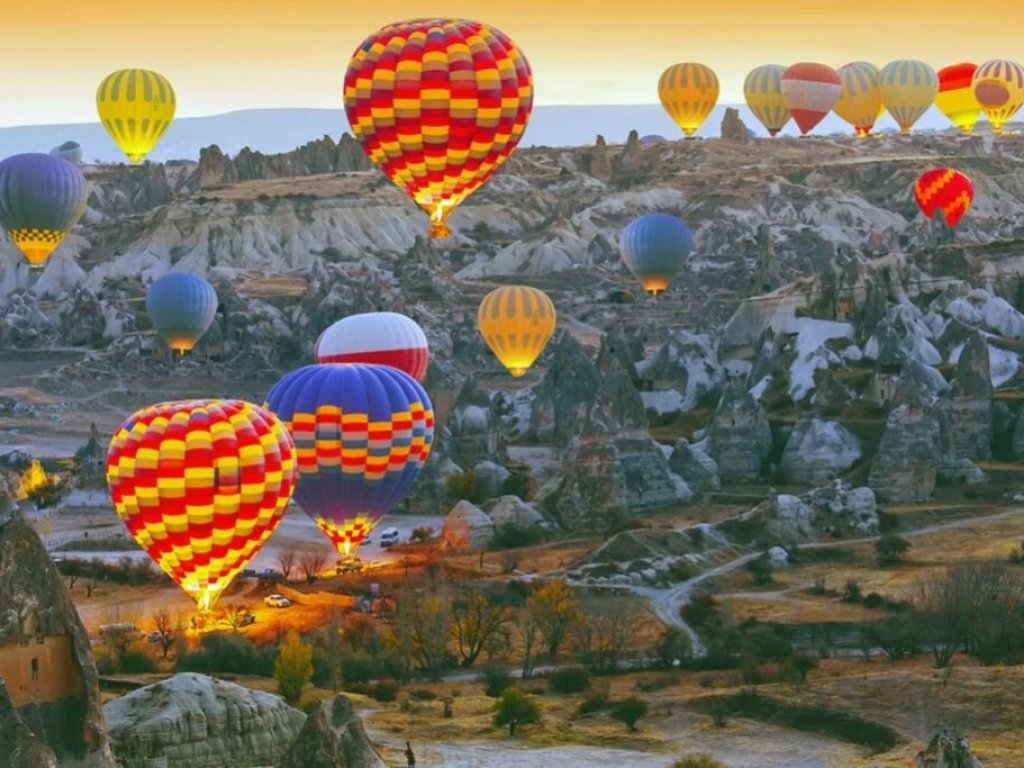 Afyon, İzmir Çıkışlı Kapadokya Turu (2 Gece)