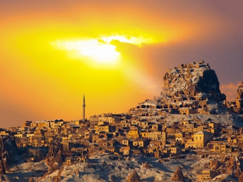 Afyon, İzmir Çıkışlı Kapadokya Turu (2 Gece)