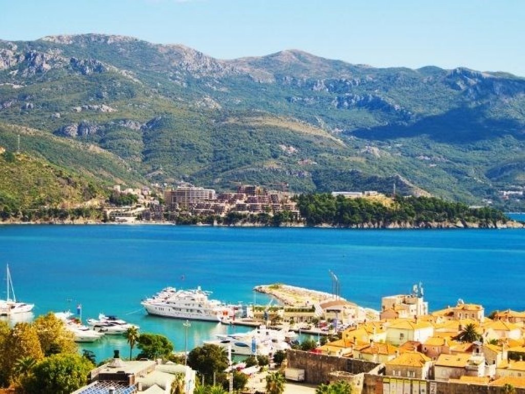 İstanbul Çıkışlı Karadağ Turu (3 Gece)