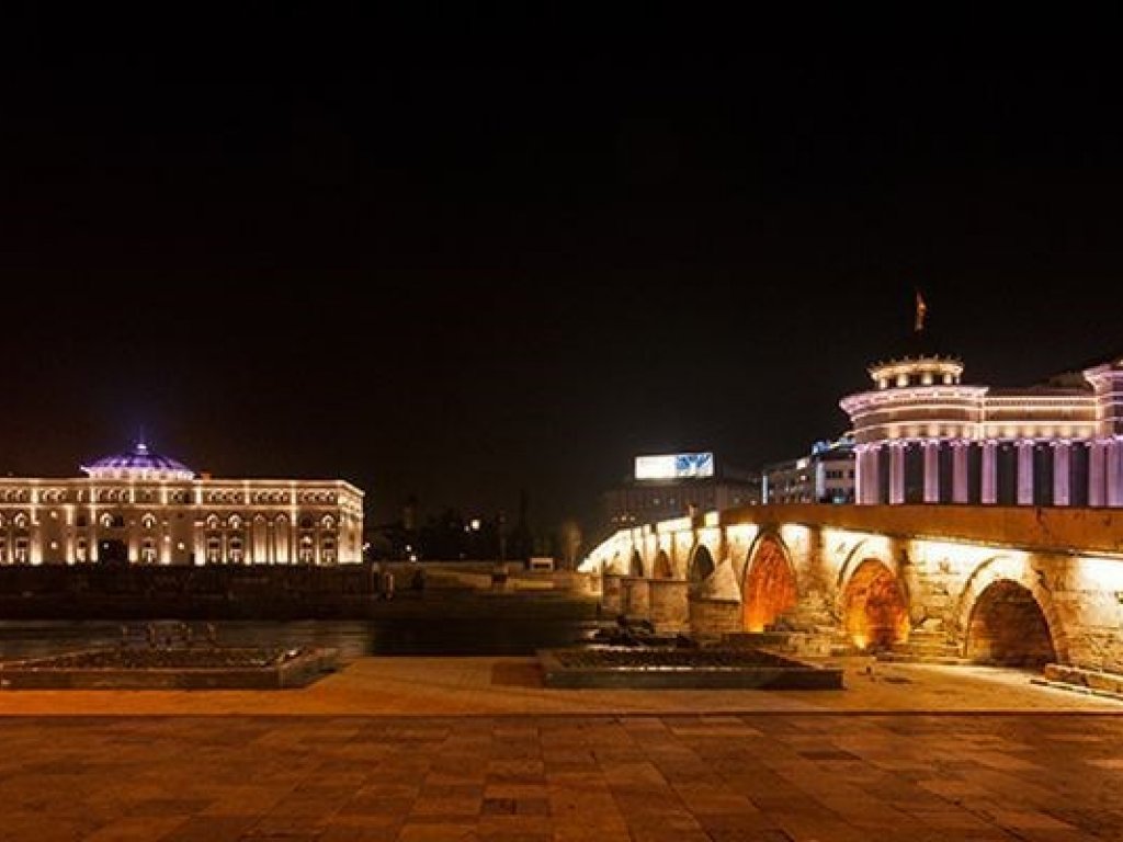 İzmir Çıkışlı Büyük Balkanlar Turu (7 Gece - 8 Gün)